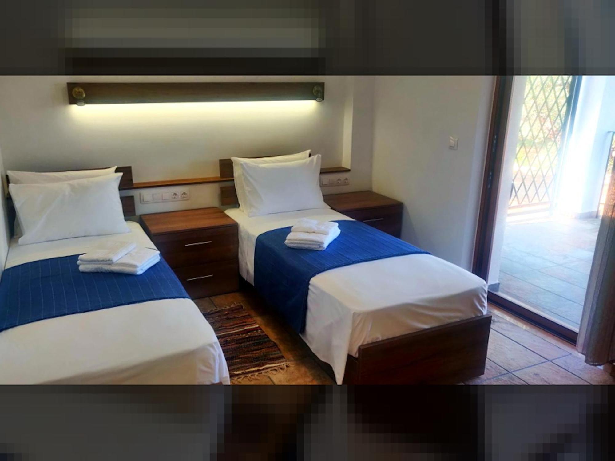 Arokariapartments Koróni Esterno foto